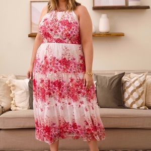 Laura Plus Chiffon Dress